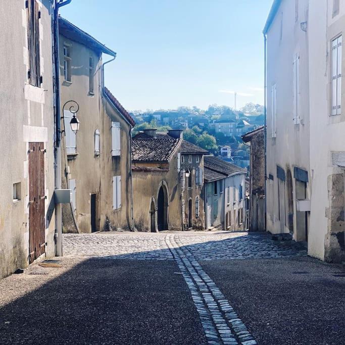 Le Prieure Du Vigeant Vila Le Vigeant Exterior foto